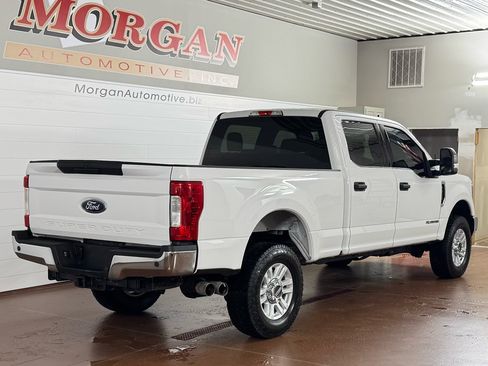 Used 2019 Ford F250 XLT w/ XLT Value Package image 3