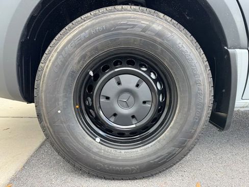 New 2025 Mercedes-Benz Sprinter 2500 image 10