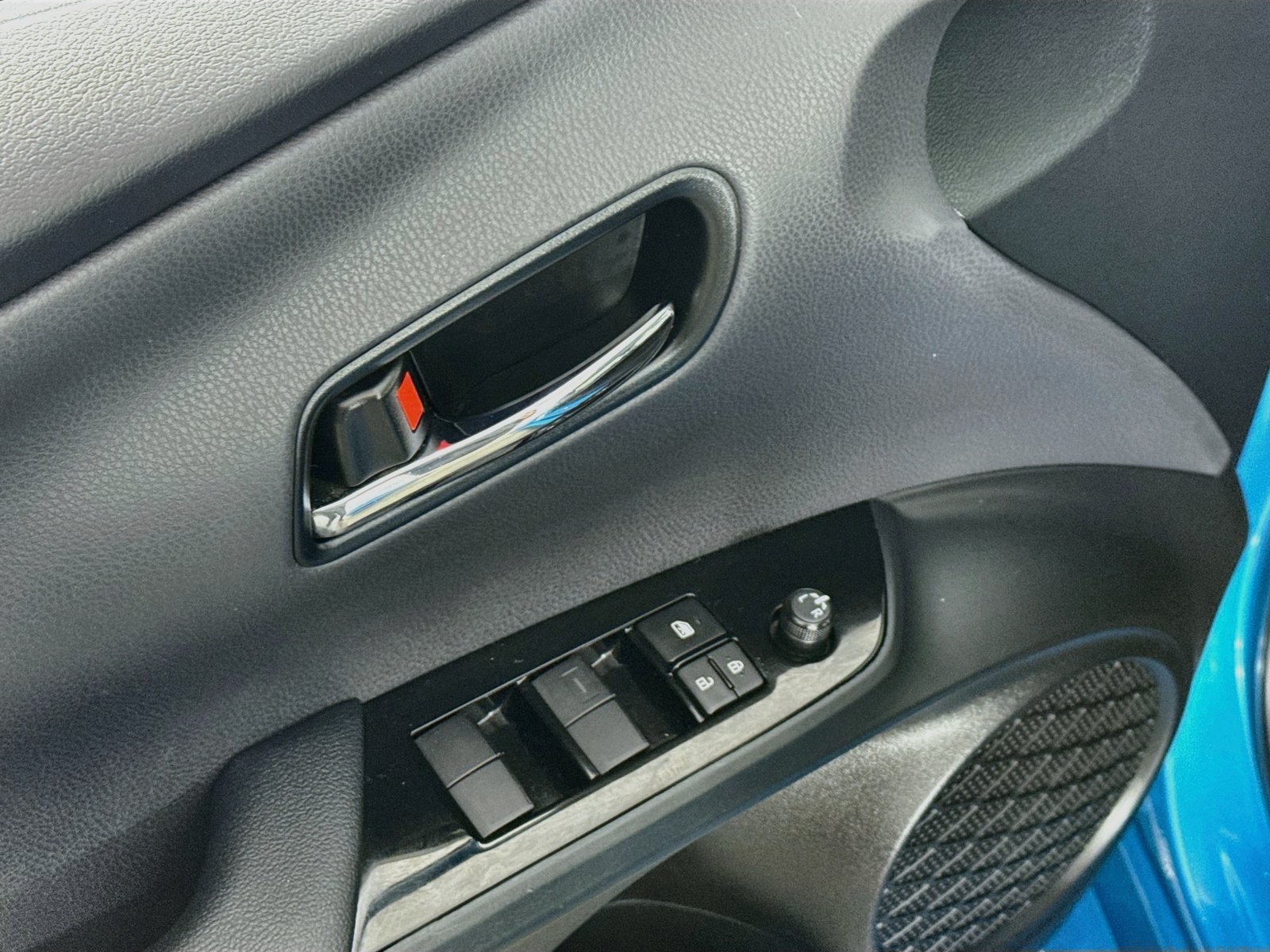 Certified 2022 Toyota Prius Prime XLE FWD image 16