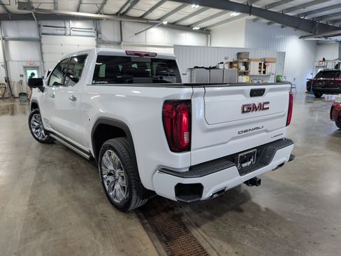 Used 2023 GMC Sierra 1500 Denali AWD/4WD image 4