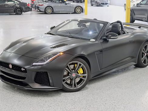 Used 2017 Jaguar F-TYPE SVR AWD/4WD image 8