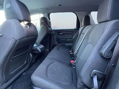 Used 2016 GMC Acadia SLE image 10