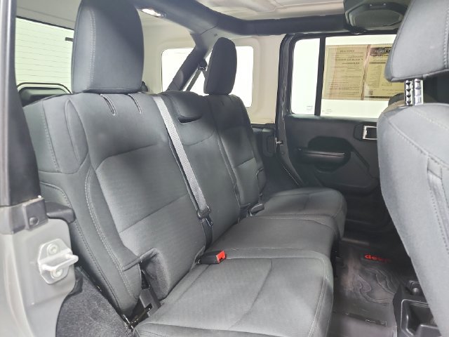 Used 2021 Jeep Wrangler Unlimited Sport AWD/4WD image 38