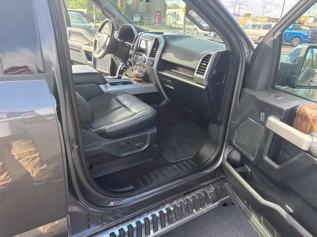 Used 2020 Ford F150 Lariat w/ Equipment Group 502A Luxury AWD/4WD image 18