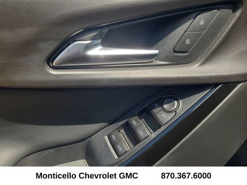Certified 2026 Chevrolet Equinox LT FWD image 13