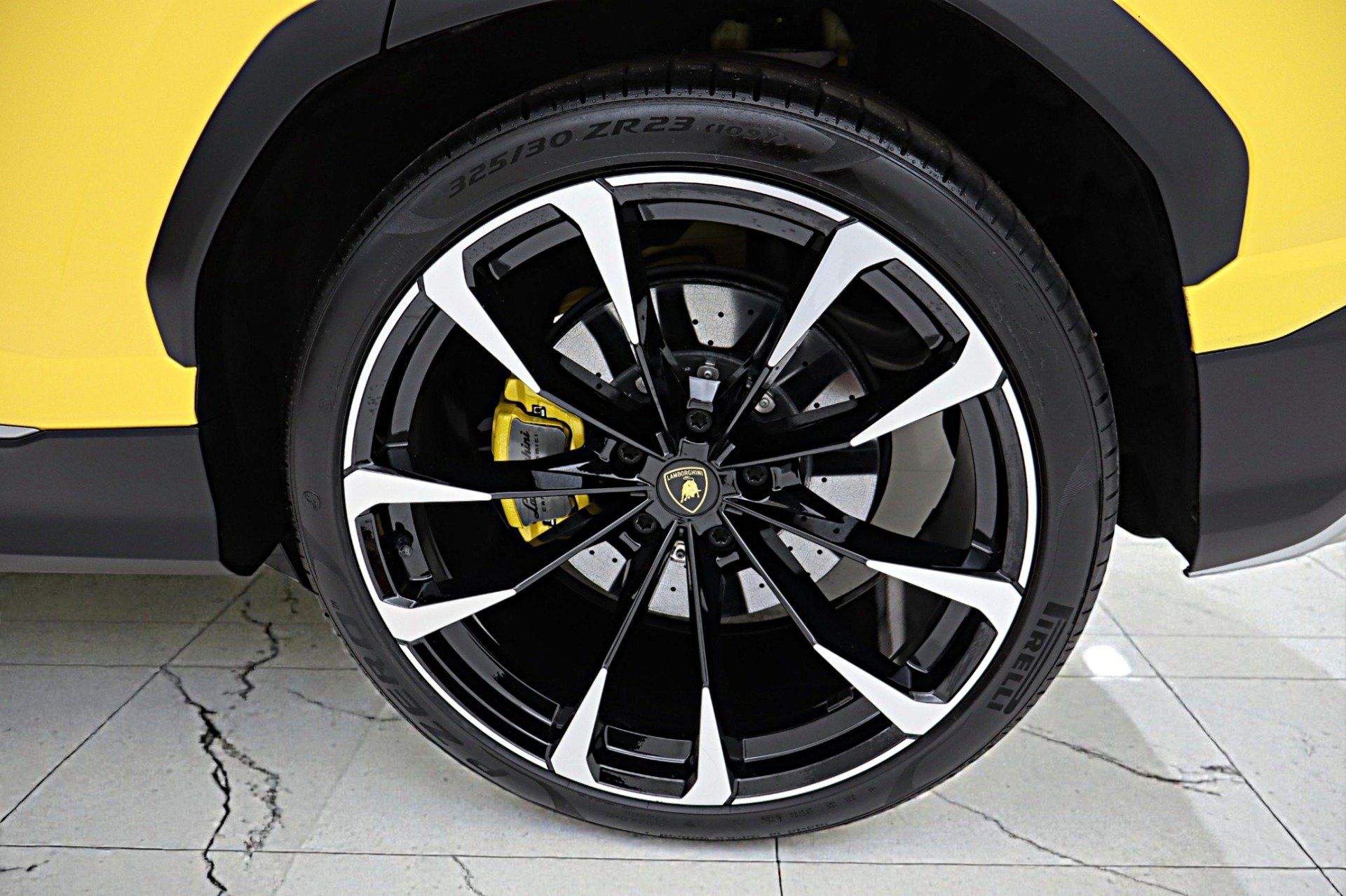 Used 2022 Lamborghini Urus AWD/4WD image 52