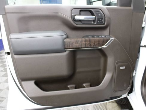 Used 2023 GMC Sierra 3500 Denali AWD/4WD image 78