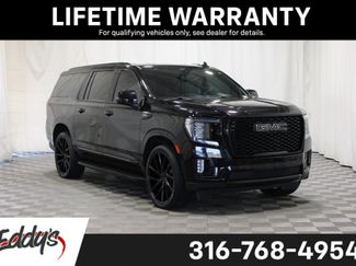 Used 2022 GMC Yukon XL SLT w/ SLT Luxury Package AWD/4WD video 1