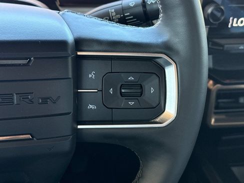 Used 2025 GMC Hummer EV 3X AWD/4WD image 34