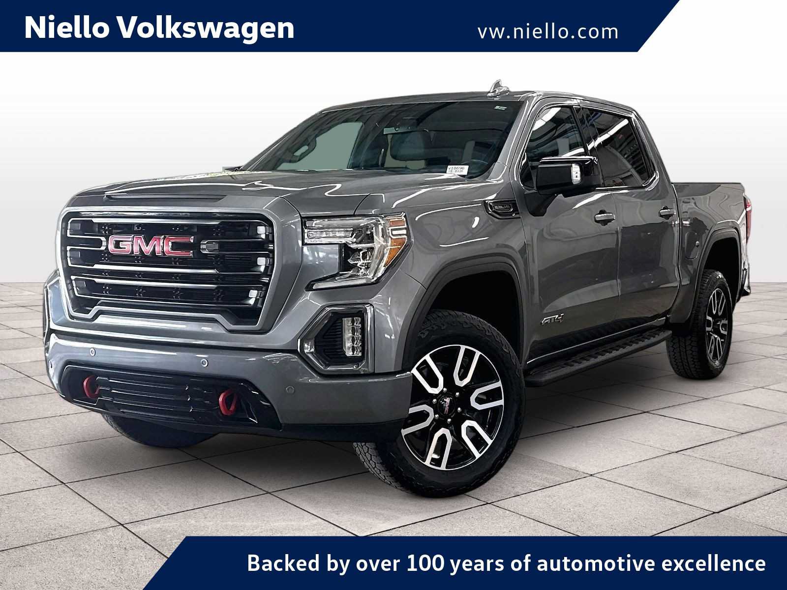 Used 2021 GMC Sierra 1500 AT4 w/ AT4 Preferred Package AWD/4WD image 1
