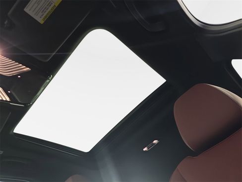 New 2026 BMW 330i xDrive Sedan w/ M Sport Package image 30