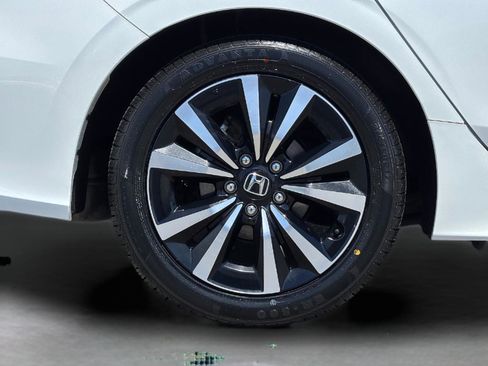 Certified 2023 Honda Civic EX-L image 9
