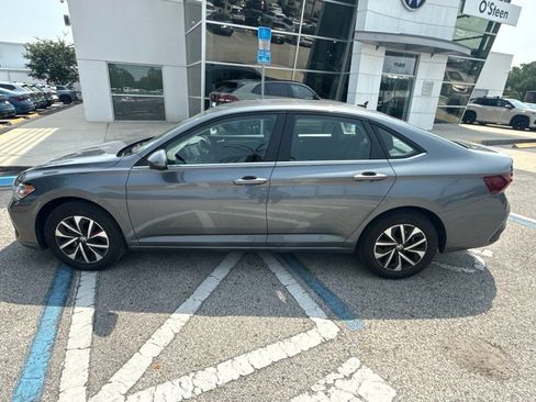 Certified 2024 Volkswagen Jetta S FWD image 3
