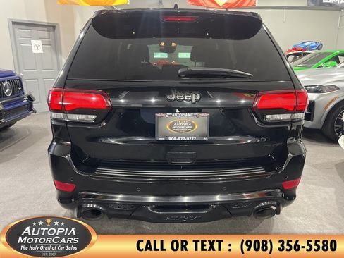 Used 2020 Jeep Grand Cherokee SRT AWD/4WD image 5