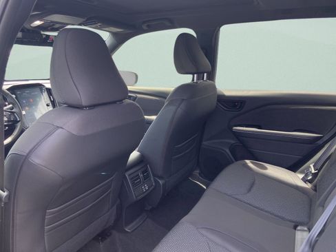 New 2025 Subaru Forester Premium AWD/4WD image 20