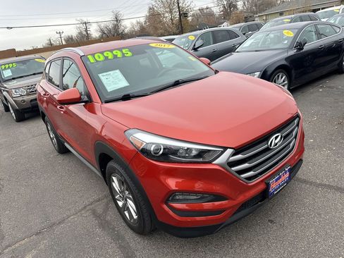 Used 2017 Hyundai Tucson SE image 6