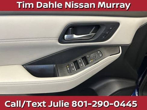 Used 2025 Nissan Rogue SL w/ SL Premium Package AWD/4WD image 22