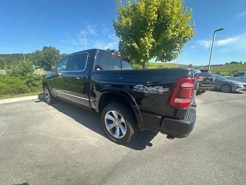 Used 2019 RAM 1500 Limited AWD/4WD image 16