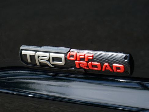 Used 2017 Toyota Tundra SR5 w/ TRD Off Road Package image 49