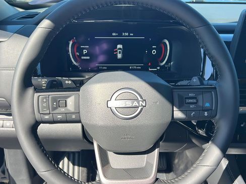 New 2026 Nissan Pathfinder SL FWD image 21