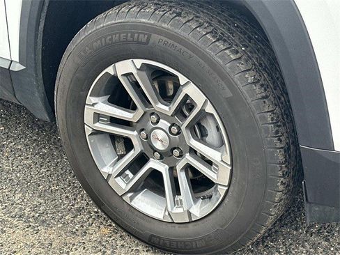 Used 2025 GMC Terrain Elevation image 7