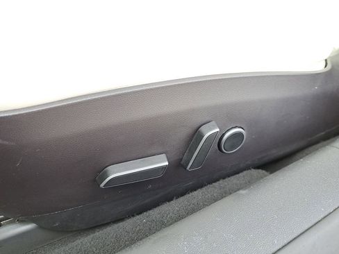 Used 2022 Tesla Model 3 Long Range image 16