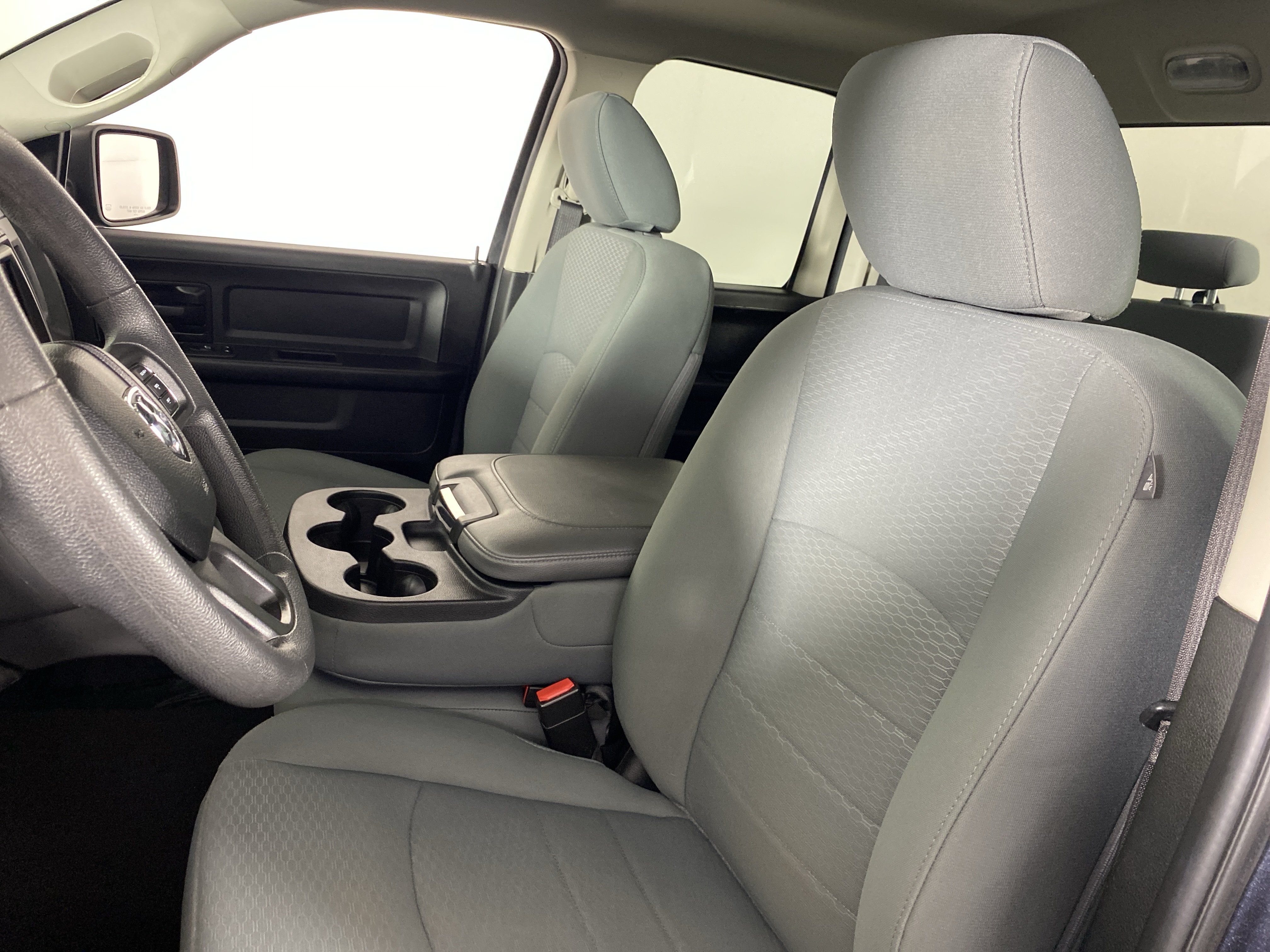 Used 2019 RAM 1500 Express w/ Express Value Package AWD/4WD image 13