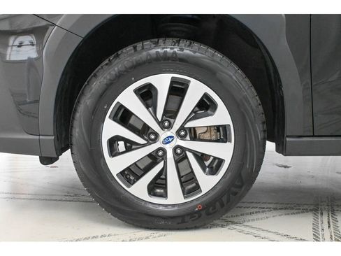 Used 2023 Subaru Outback Premium image 40