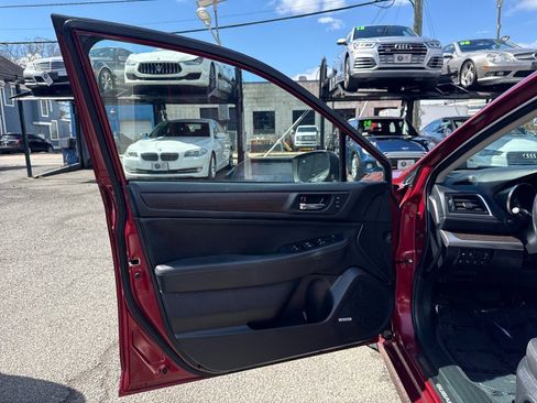 Used 2016 Subaru Legacy 2.5i Limited image 10