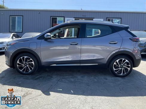 Used 2023 Chevrolet Bolt EUV Premier FWD image 4