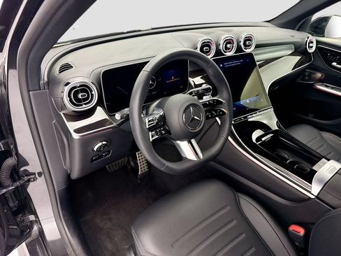 Certified 2026 Mercedes-Benz GLC 300 image 9