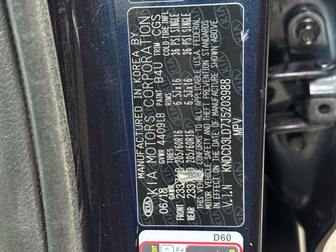 Used 2018 Kia Niro EX image 29