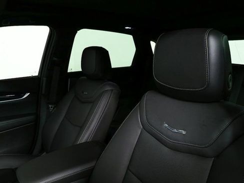 New 2025 Cadillac XT5 Premium Luxury image 5