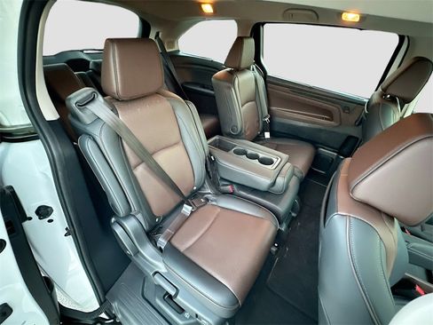 Used 2025 Honda Odyssey Elite image 30