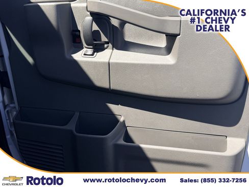 Used 2024 Chevrolet Express 3500 LT w/ LT Preferred Equipment Group RWD image 9