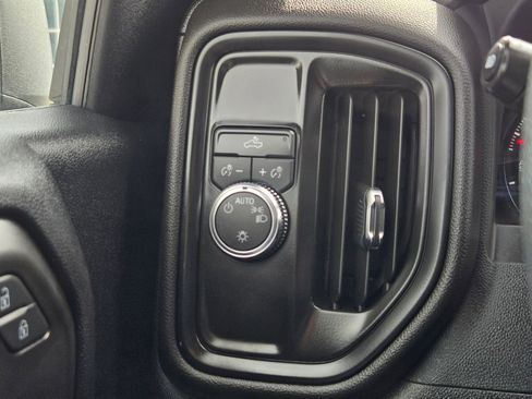 Certified 2025 GMC Sierra 1500 Pro w/ Pro Value Package image 25