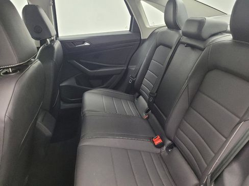 Used 2024 Volkswagen Jetta SE w/ Panoramic Sunroof Package image 18