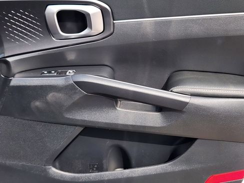 Used 2022 Kia Sorento S w/ Panoramic Sunroof Package FWD image 14