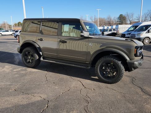 New 2025 Ford Bronco Outer Banks image 19