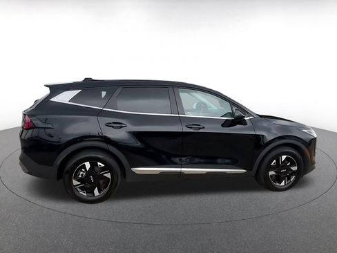Used 2026 Kia Sportage LX FWD image 14