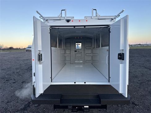 New 2025 Chevrolet Express 3500 w/ Power Convenience Package RWD image 6