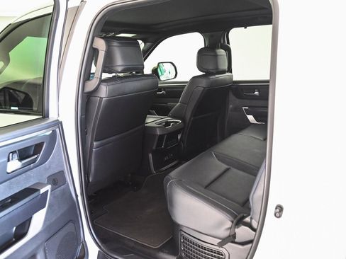 Used 2025 Toyota Tundra Platinum image 34