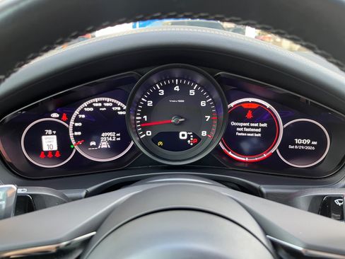 Used 2023 Porsche Panamera 4 Platinum Edition AWD/4WD image 10