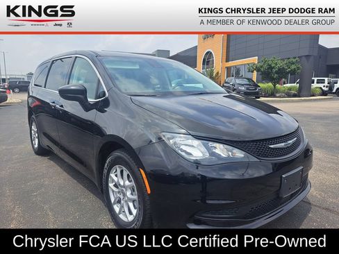Certified 2023 Chrysler Voyager LX FWD image 1