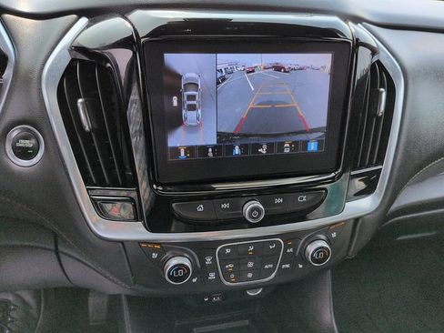 Used 2023 Chevrolet Traverse High Country w/ LPO, Floor Liner Package AWD/4WD image 25
