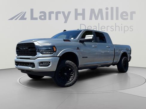 Used 2021 RAM 3500 Limited AWD/4WD image 2