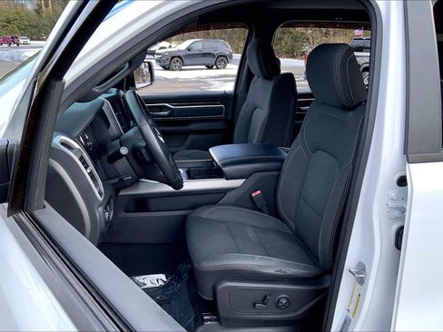 Used 2019 RAM 1500 Big Horn image 8