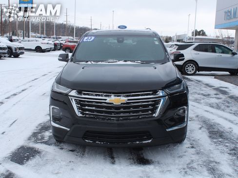 Certified 2023 Chevrolet Traverse LT image 9