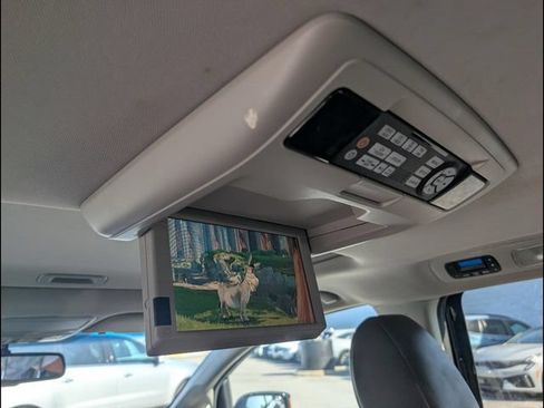 Used 2013 Honda Odyssey Touring image 16