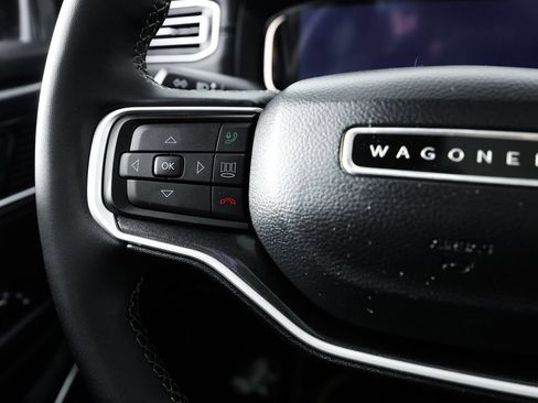 Used 2023 Jeep Wagoneer 4WD w/ Premium Group I image 37